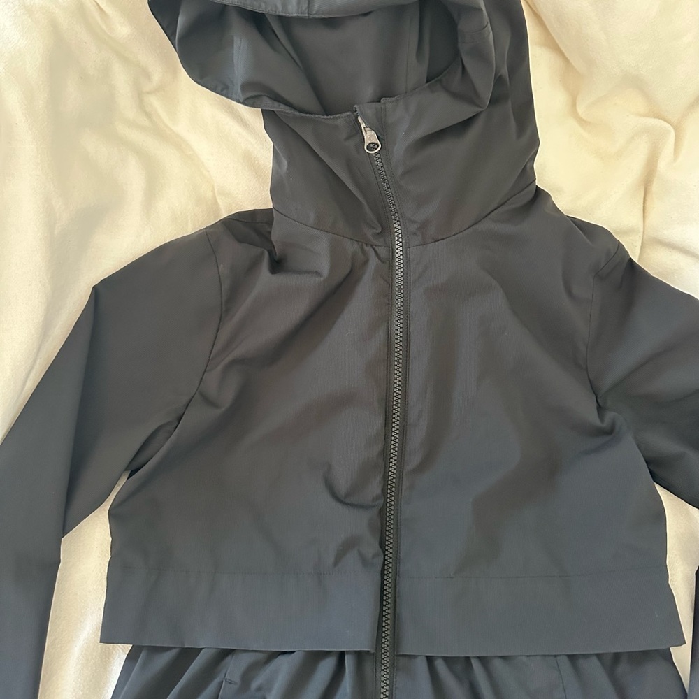Lululemon Light Zip Up Jacket - image 7